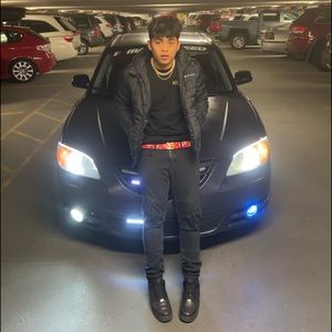 Meet your Posher, Izaak